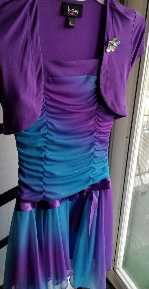 Girls dress